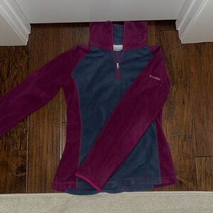 Thin sweater from colombia